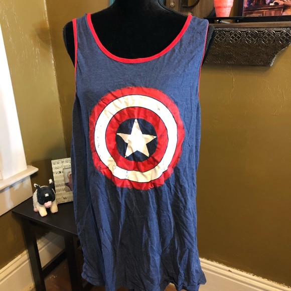 Marvel Other - Men’s Captain America tee